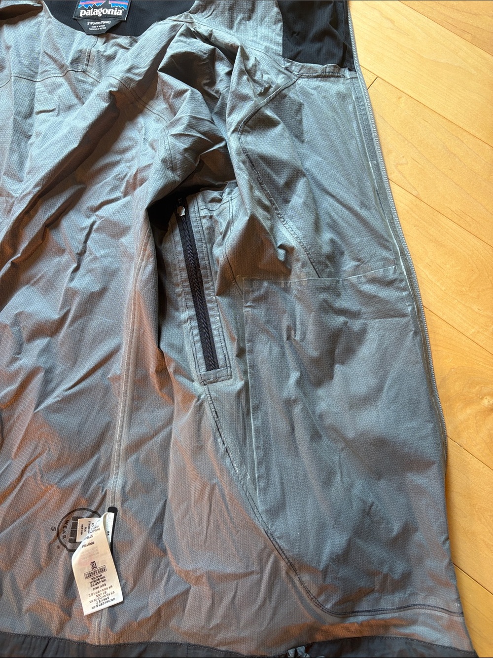 Patagonia Women's Stretch Rainshadow Jacket - Small - Picture 8 of 9